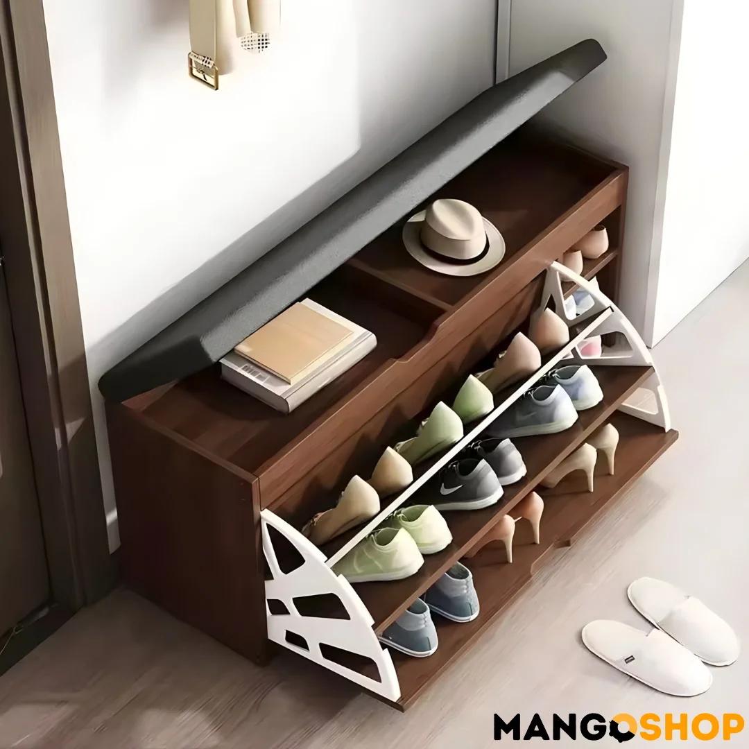 Otvoren braon cipelarnik pun obuće
